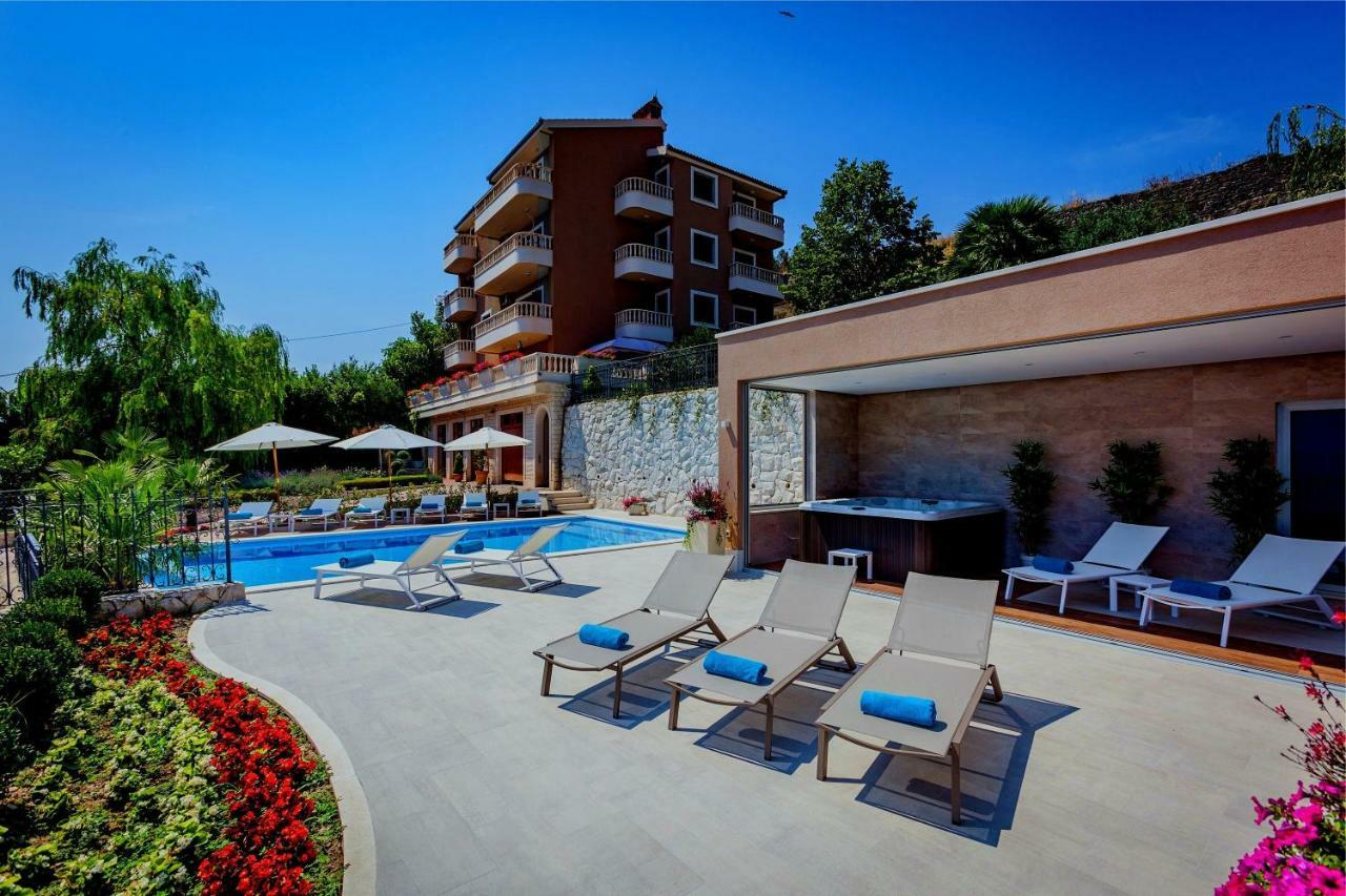 Villa Sea Breeze Split Exterior photo