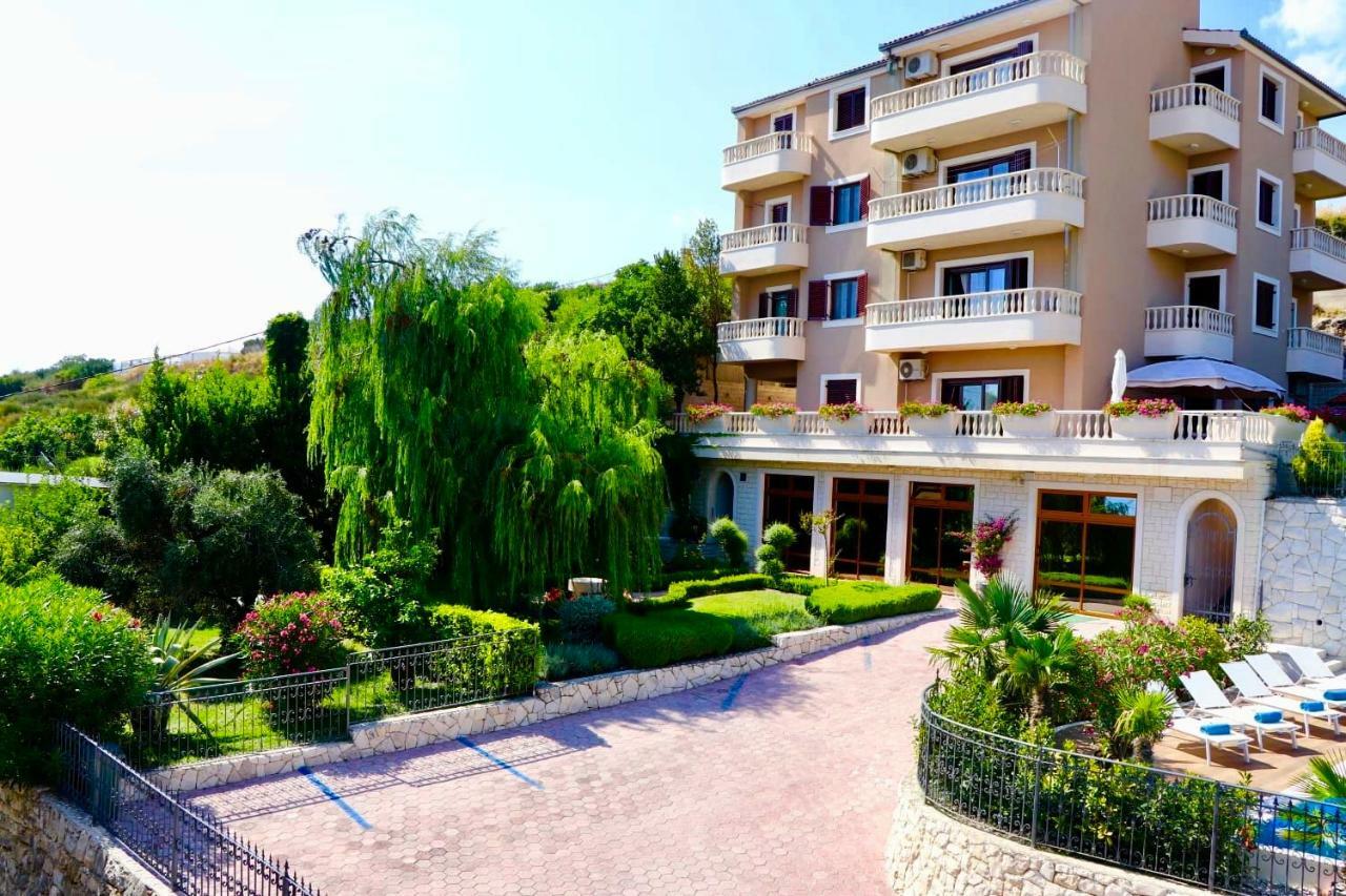 Villa Sea Breeze Split Exterior photo